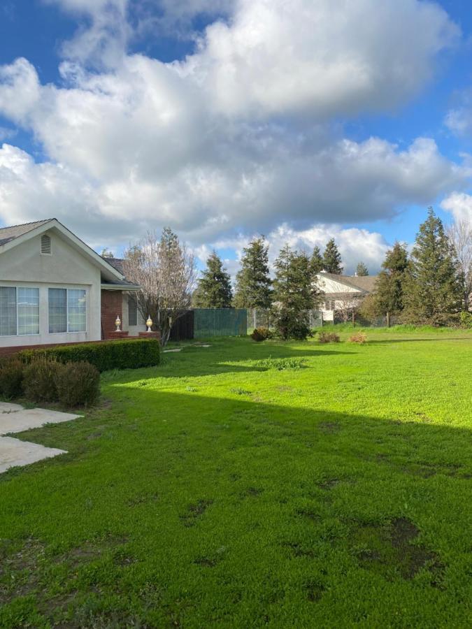 Beautiful Peaceful Desirable Home In Madera Rancho Exterior foto